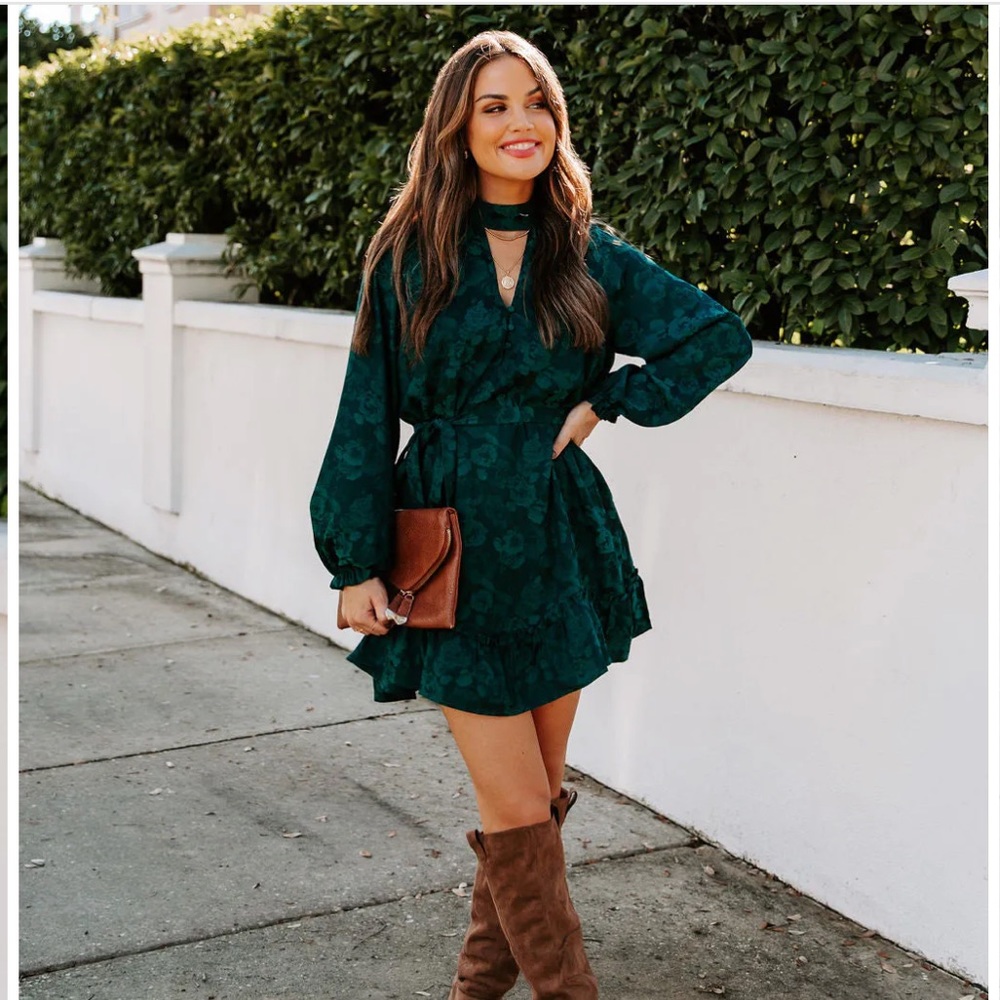 Vici Mazy Pocketed Floral Keyhole Dress - Hunter Green